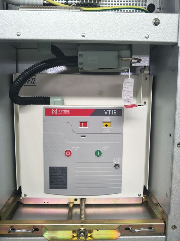 Overtravel 3.5±0.5 Mm High Voltage Vacuum Circuit Breaker with ...