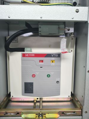 Overtravel 3.5±0.5 Mm High Voltage Vacuum Circuit Breaker with Earthquake Intensity ＜Grade 8